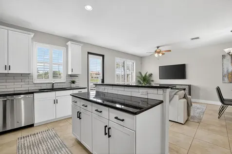 8437 Lakeview Trail Parkland FL 33076
