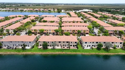 8437 Lakeview Trail Parkland FL 33076
