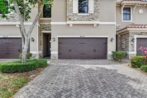 8437 Lakeview Trail Parkland FL 33076