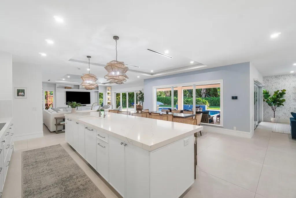 917 SW 36th Court Boynton Beach FL 33435
