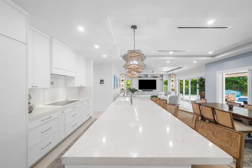 917 SW 36th Court Boynton Beach FL 33435