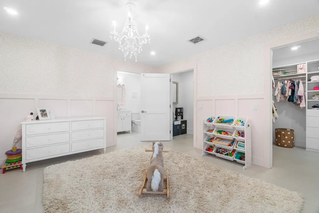 917 SW 36th Court Boynton Beach FL 33435