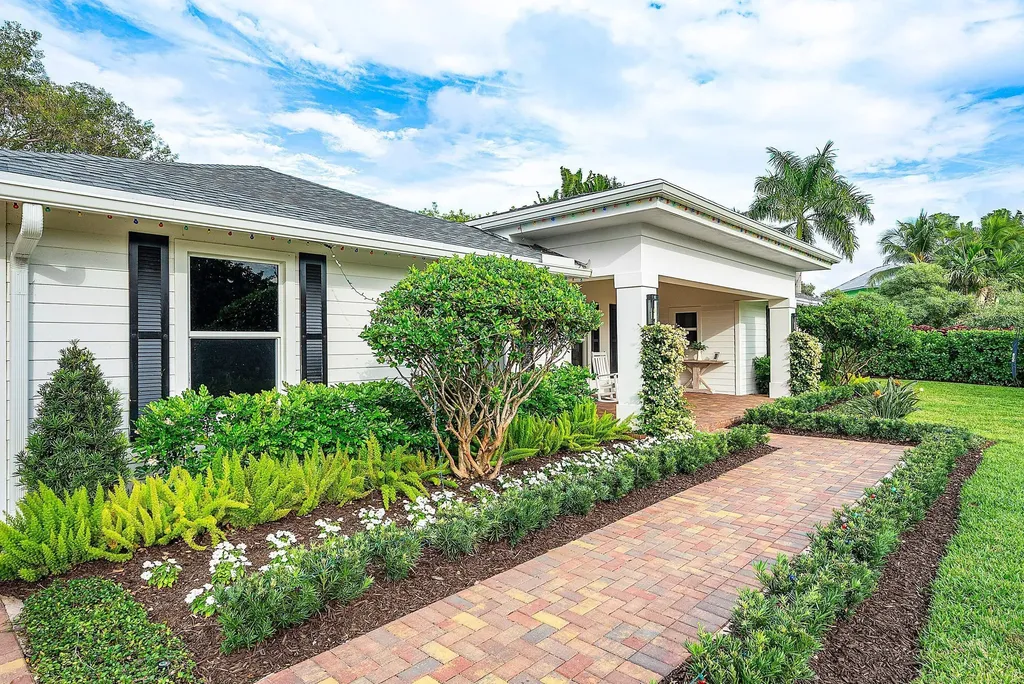 917 SW 36th Court Boynton Beach FL 33435