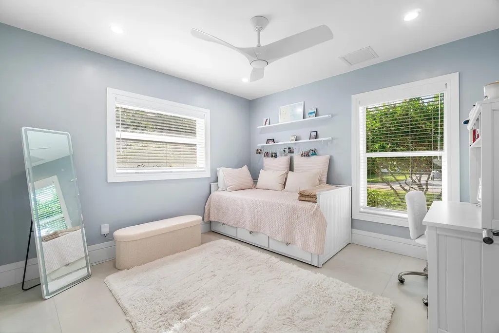 917 SW 36th Court Boynton Beach FL 33435