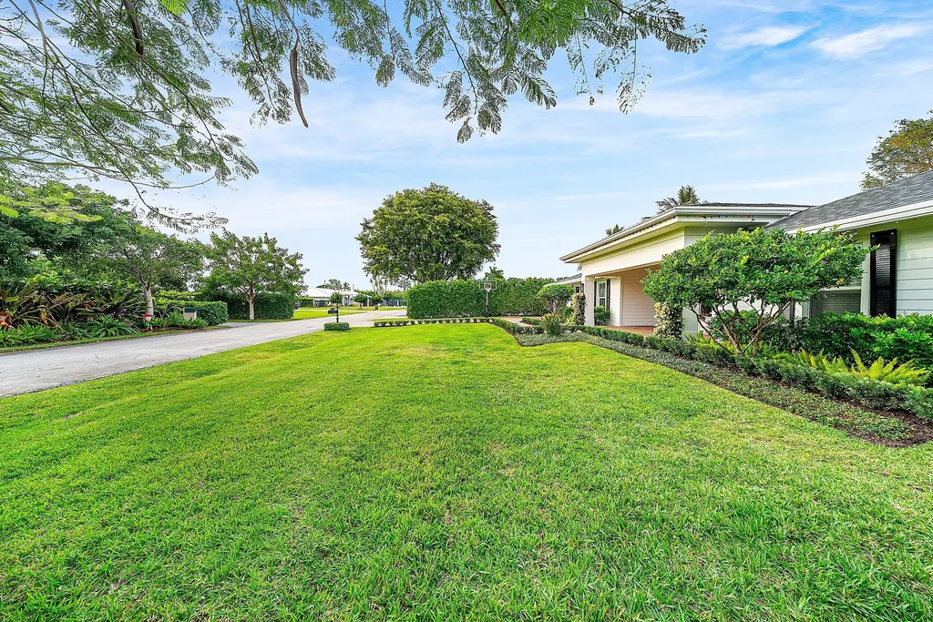 917 SW 36th Court Boynton Beach FL 33435