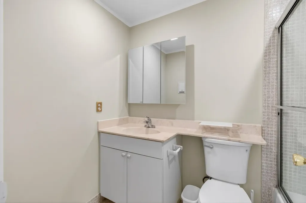 95 Burgundy B Delray Beach FL 33484