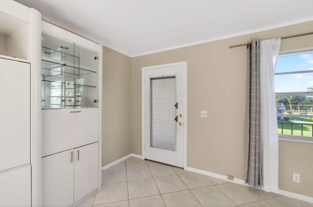 95 Burgundy B Delray Beach FL 33484