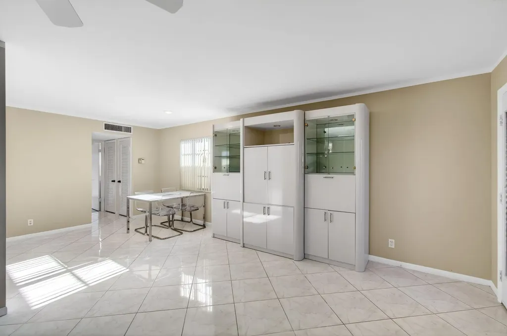 95 Burgundy B Delray Beach FL 33484