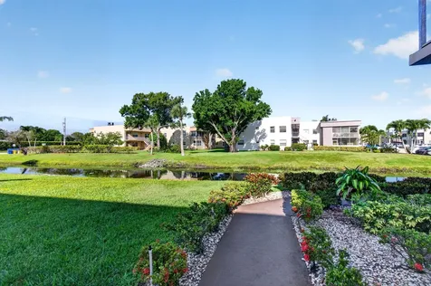95 Burgundy B Delray Beach FL 33484