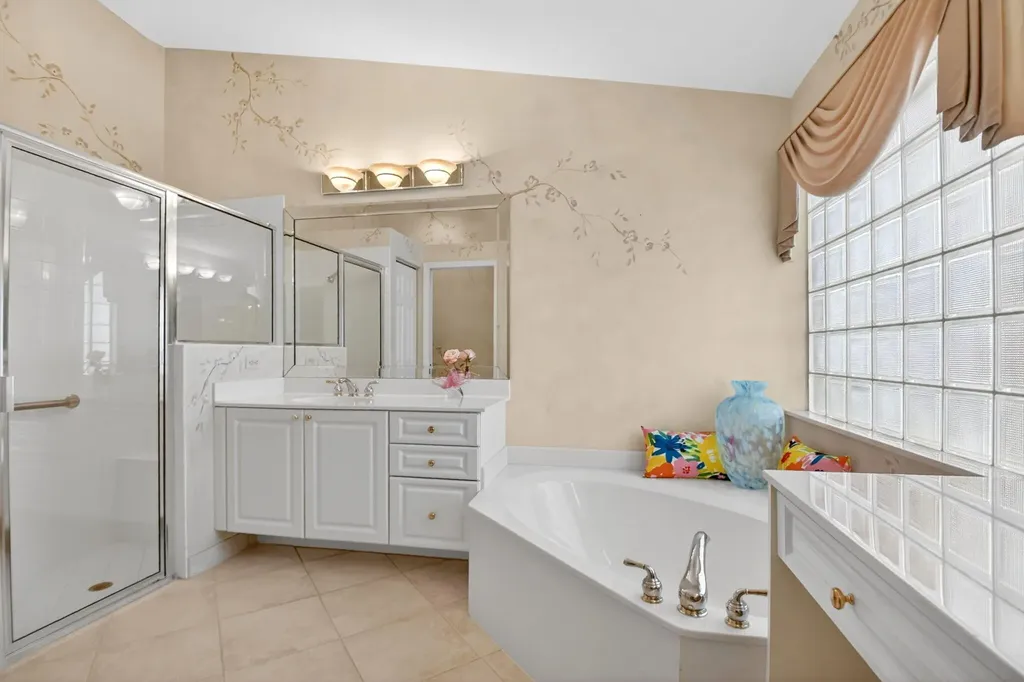 7565 Caprio Drive Boynton Beach FL 33472