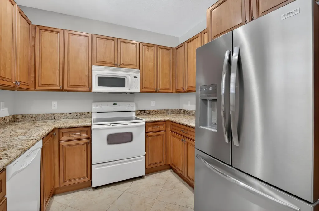 1418 W Wickham Circle Delray Beach FL 33445