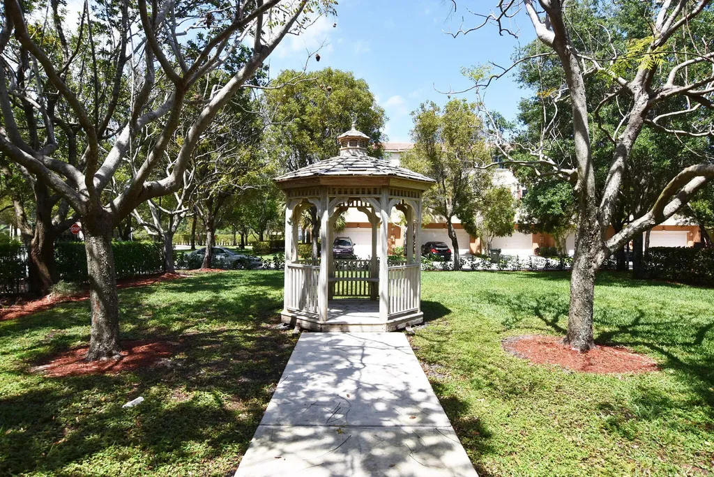 1418 W Wickham Circle Delray Beach FL 33445