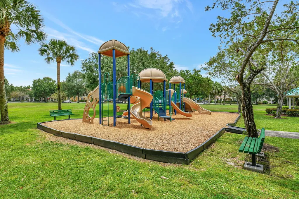 1418 W Wickham Circle Delray Beach FL 33445