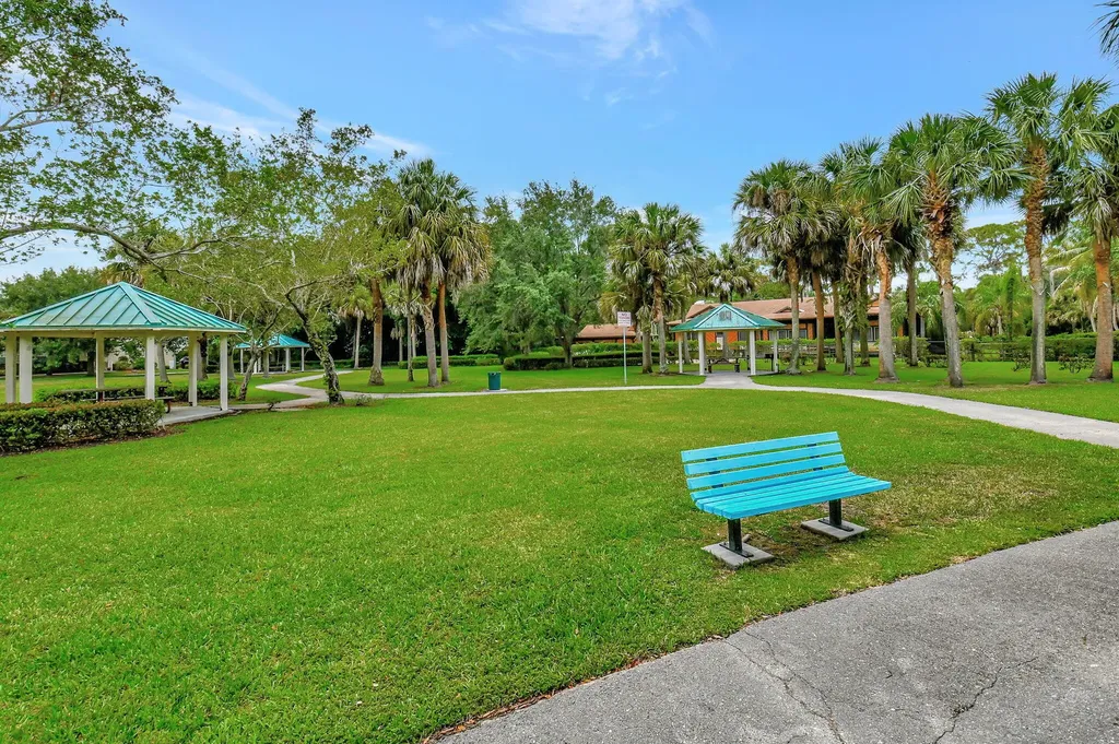 1418 W Wickham Circle Delray Beach FL 33445