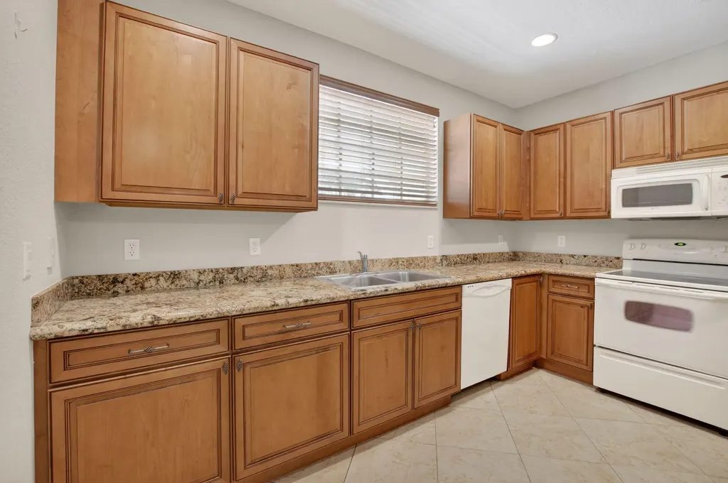 1418 W Wickham Circle Delray Beach FL 33445
