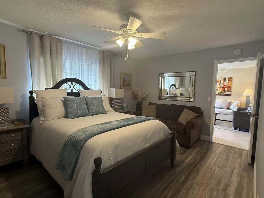 32 Abbey Lane Delray Beach FL 33446
