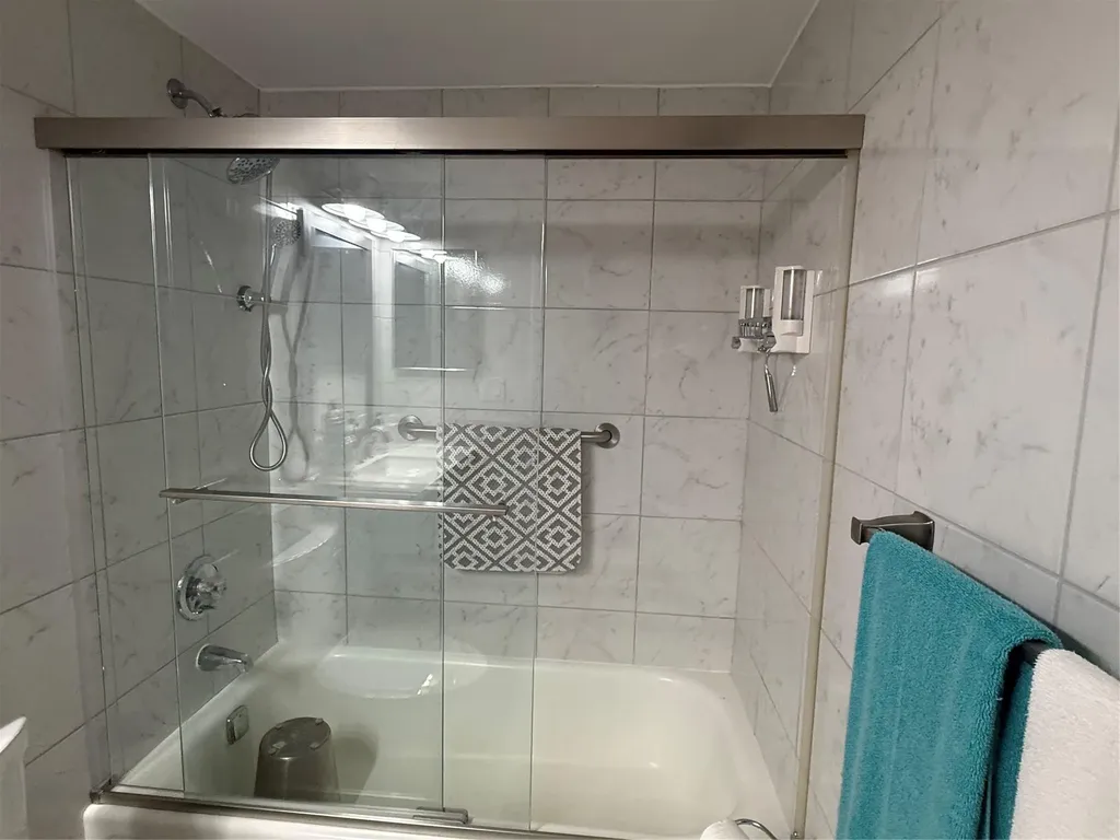 32 Abbey Lane Delray Beach FL 33446
