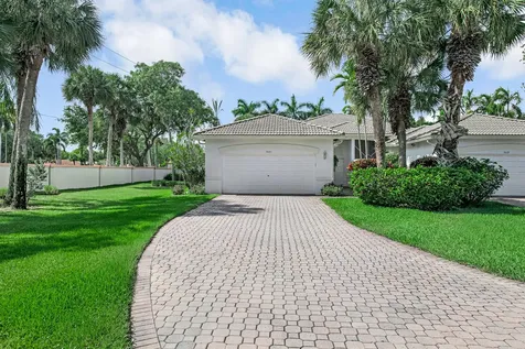 9543 Crescent View Drive N Boynton Beach FL 33437