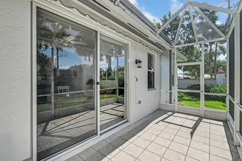 9543 Crescent View Drive N Boynton Beach FL 33437
