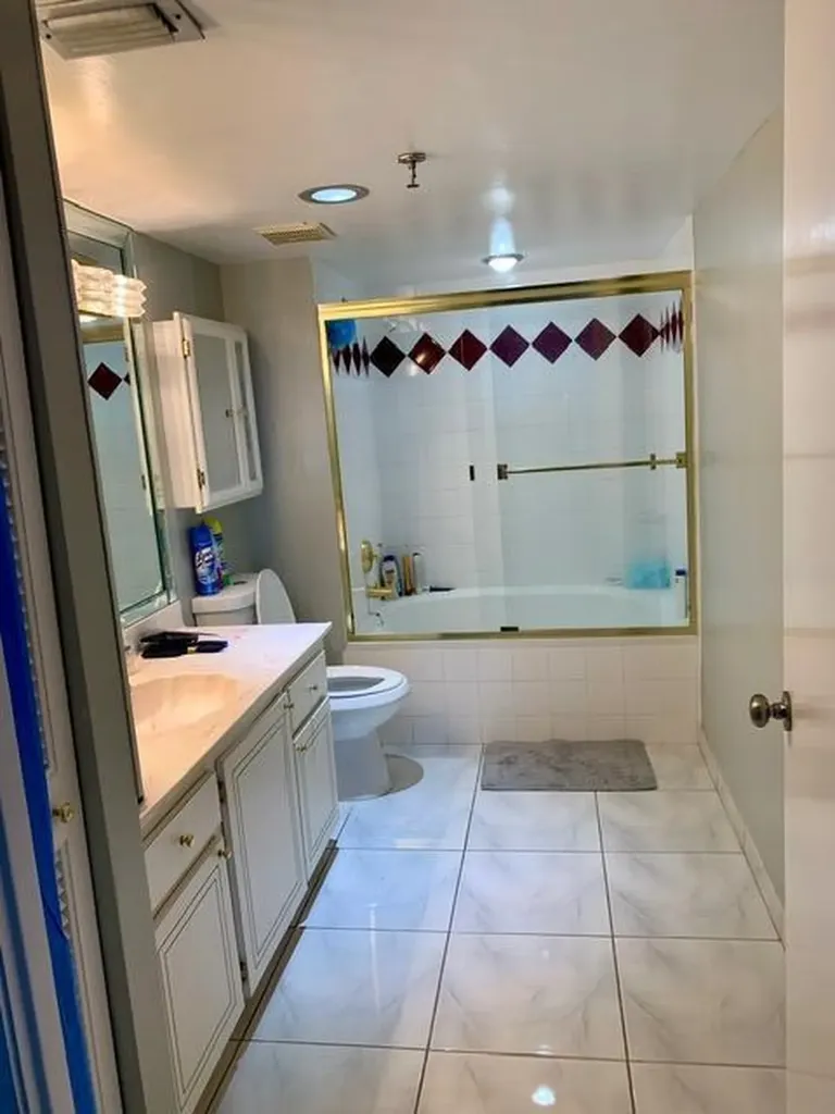 6400 NW 2nd Avenue Boca Raton FL 33487