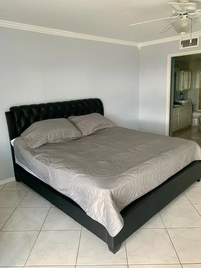 6400 NW 2nd Avenue Boca Raton FL 33487
