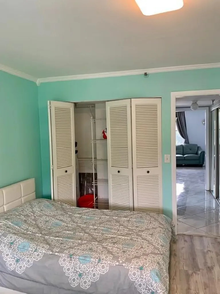 6400 NW 2nd Avenue Boca Raton FL 33487