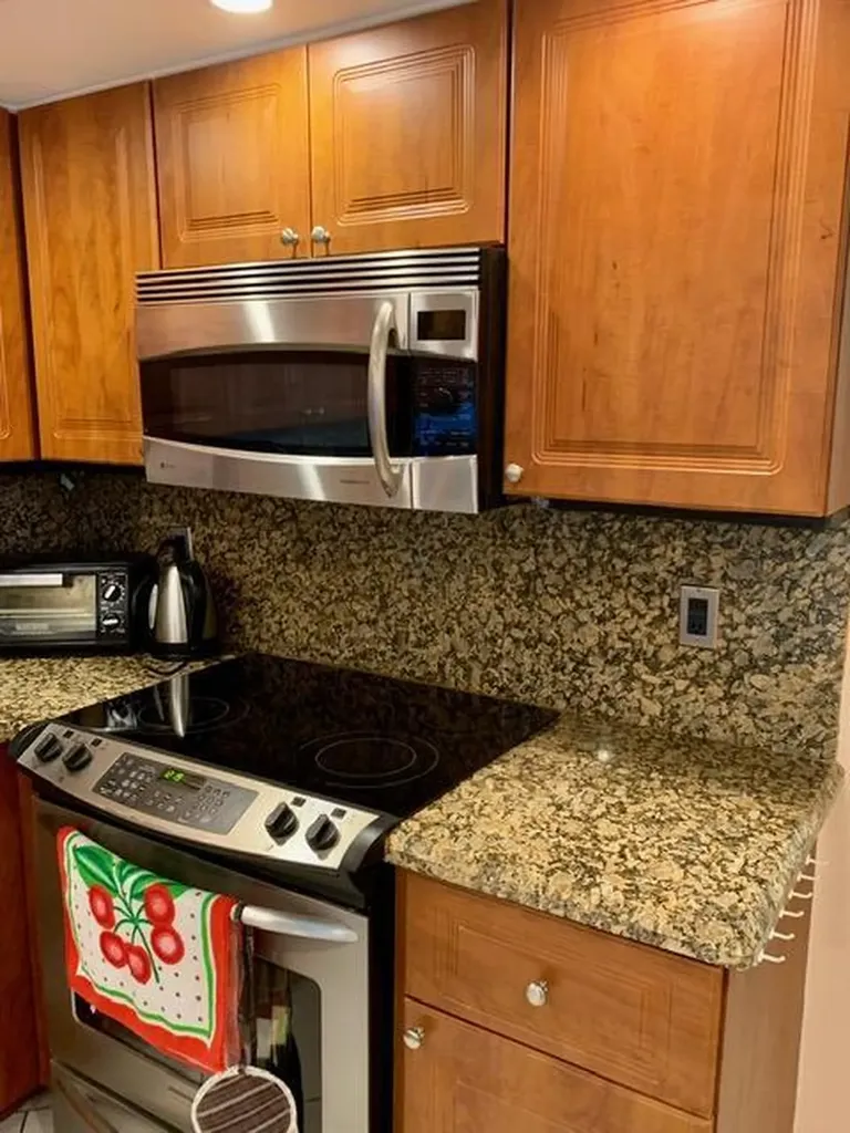 6400 NW 2nd Avenue Boca Raton FL 33487