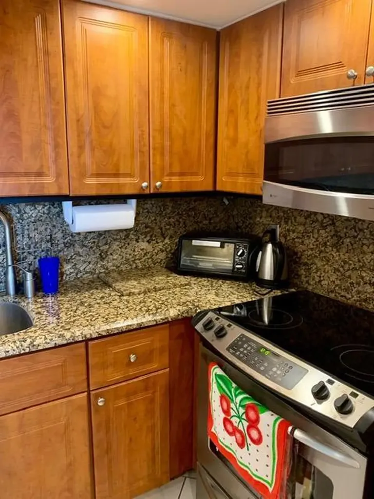 6400 NW 2nd Avenue Boca Raton FL 33487
