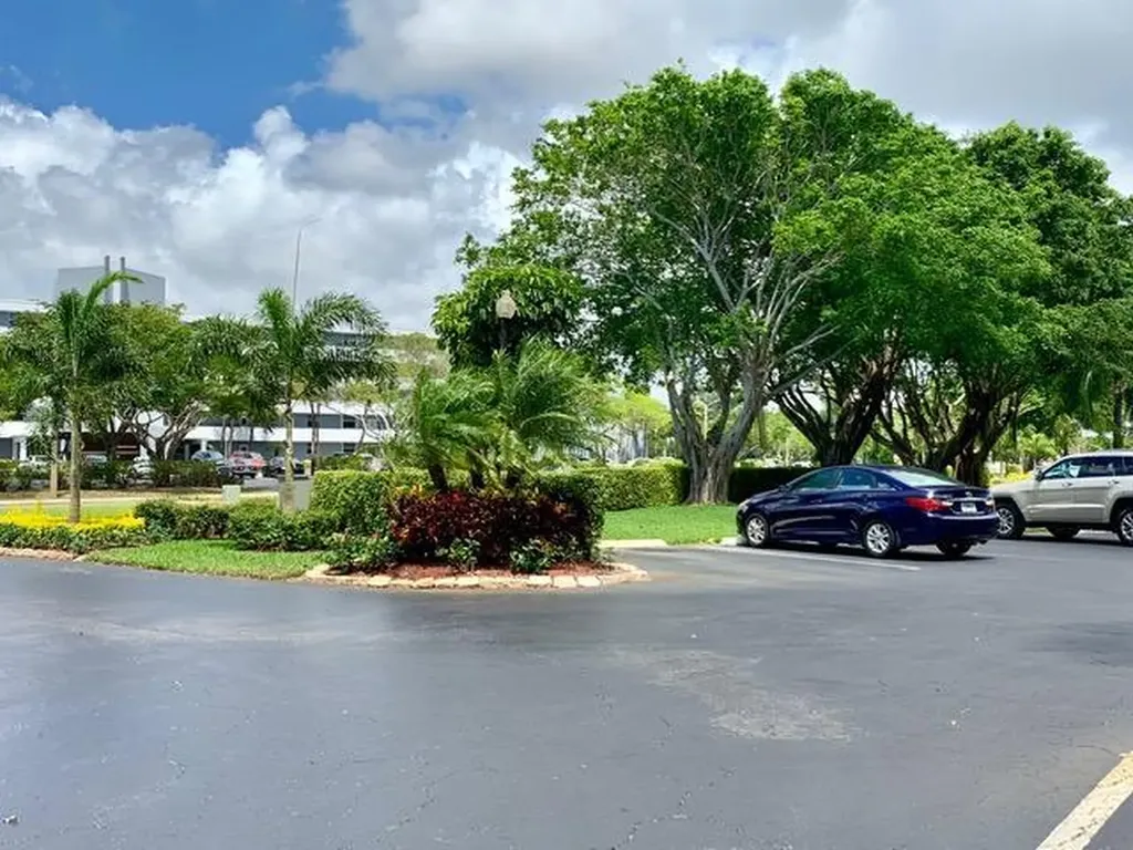 6400 NW 2nd Avenue Boca Raton FL 33487