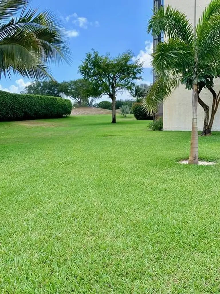 6400 NW 2nd Avenue Boca Raton FL 33487