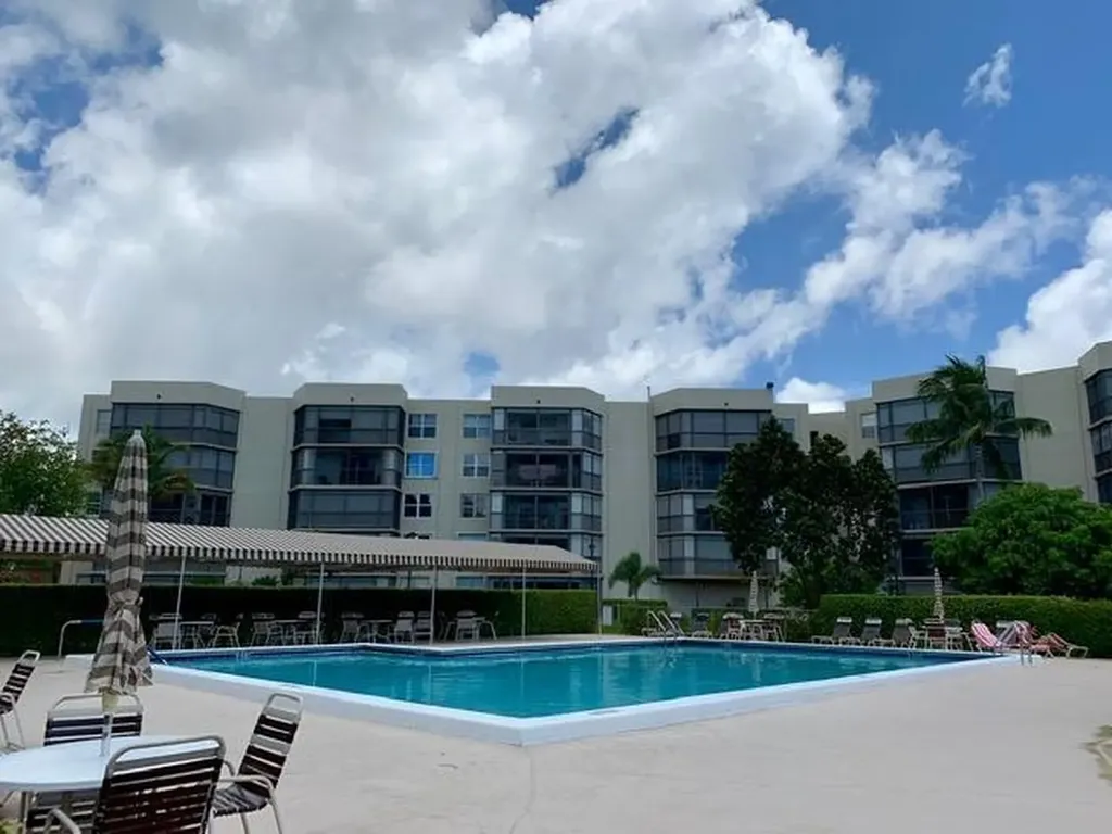 6400 NW 2nd Avenue Boca Raton FL 33487
