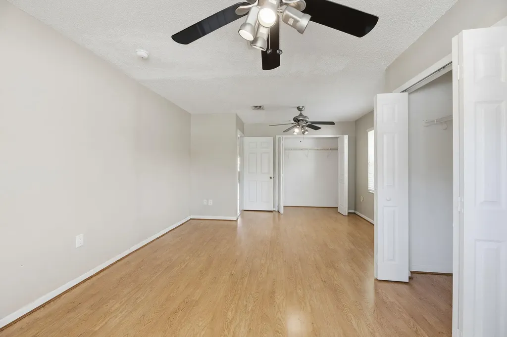 345 W Cypress Cove Circle Davie FL 33325