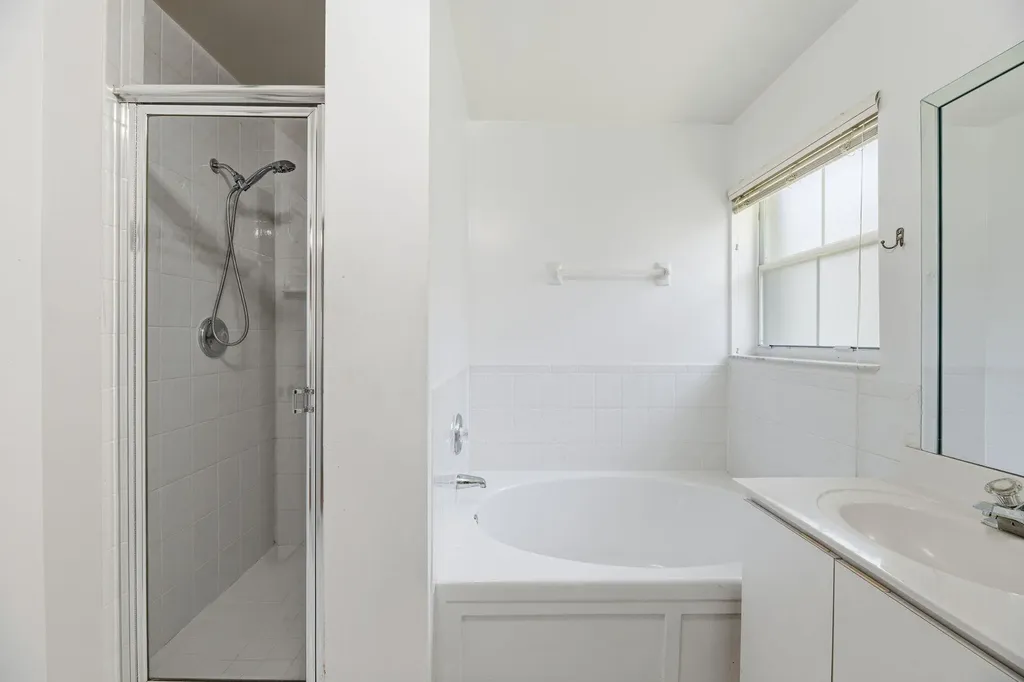 345 W Cypress Cove Circle Davie FL 33325