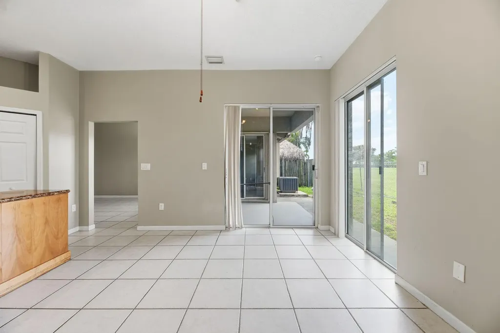 345 W Cypress Cove Circle Davie FL 33325