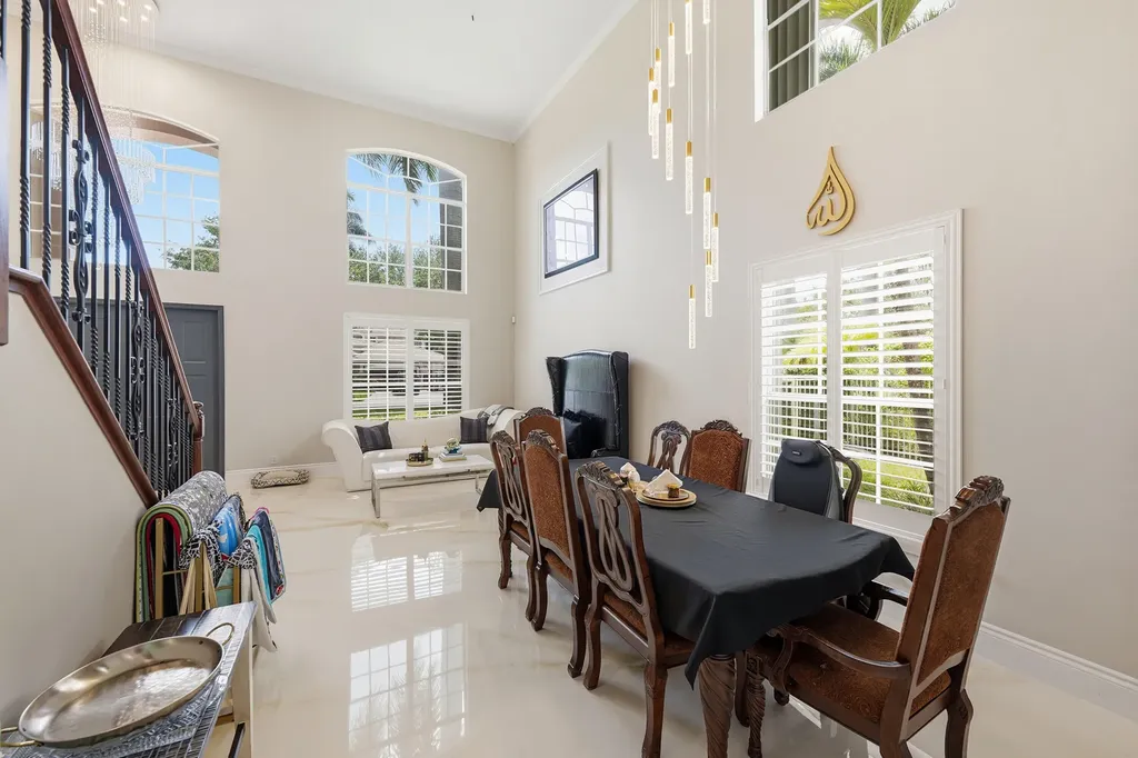 5947 NW 54th Circle Coral Springs FL 33067