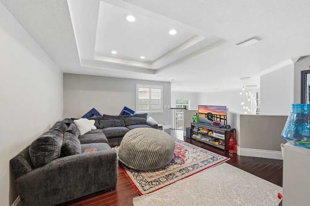5947 NW 54th Circle Coral Springs FL 33067