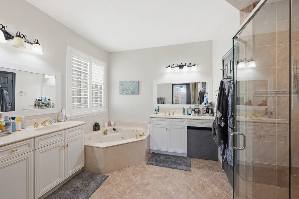 5947 NW 54th Circle Coral Springs FL 33067