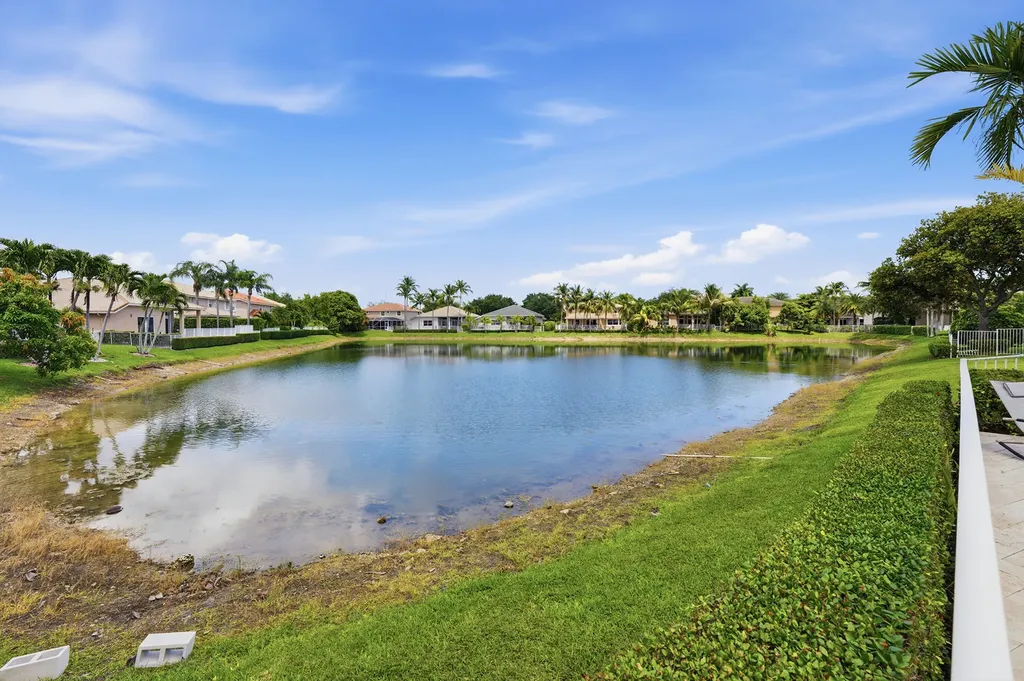 5947 NW 54th Circle Coral Springs FL 33067