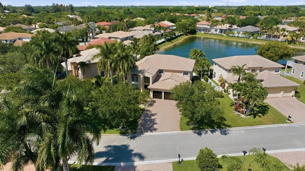 5947 NW 54th Circle Coral Springs FL 33067