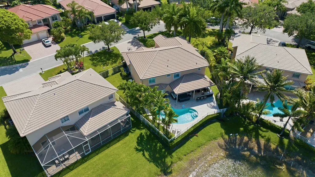5947 NW 54th Circle Coral Springs FL 33067
