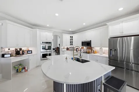 5947 NW 54th Circle Coral Springs FL 33067