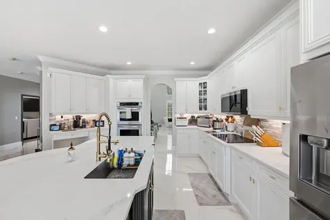 5947 NW 54th Circle Coral Springs FL 33067