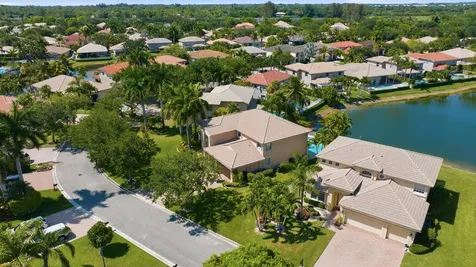 5947 NW 54th Circle Coral Springs FL 33067