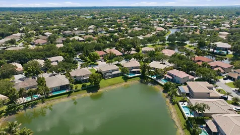 5947 NW 54th Circle Coral Springs FL 33067