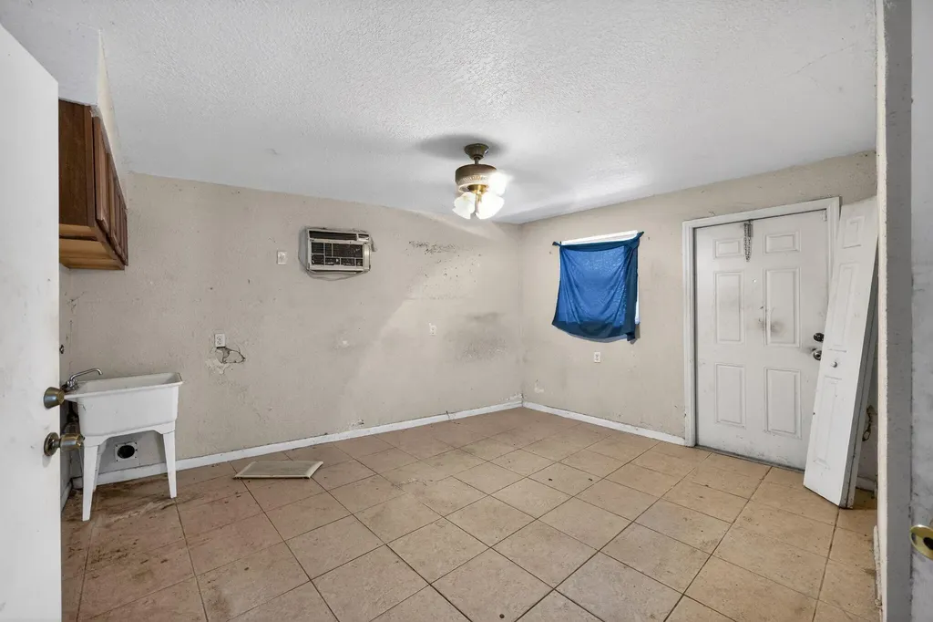 1307 NW 15th Place Fort Lauderdale FL 33311