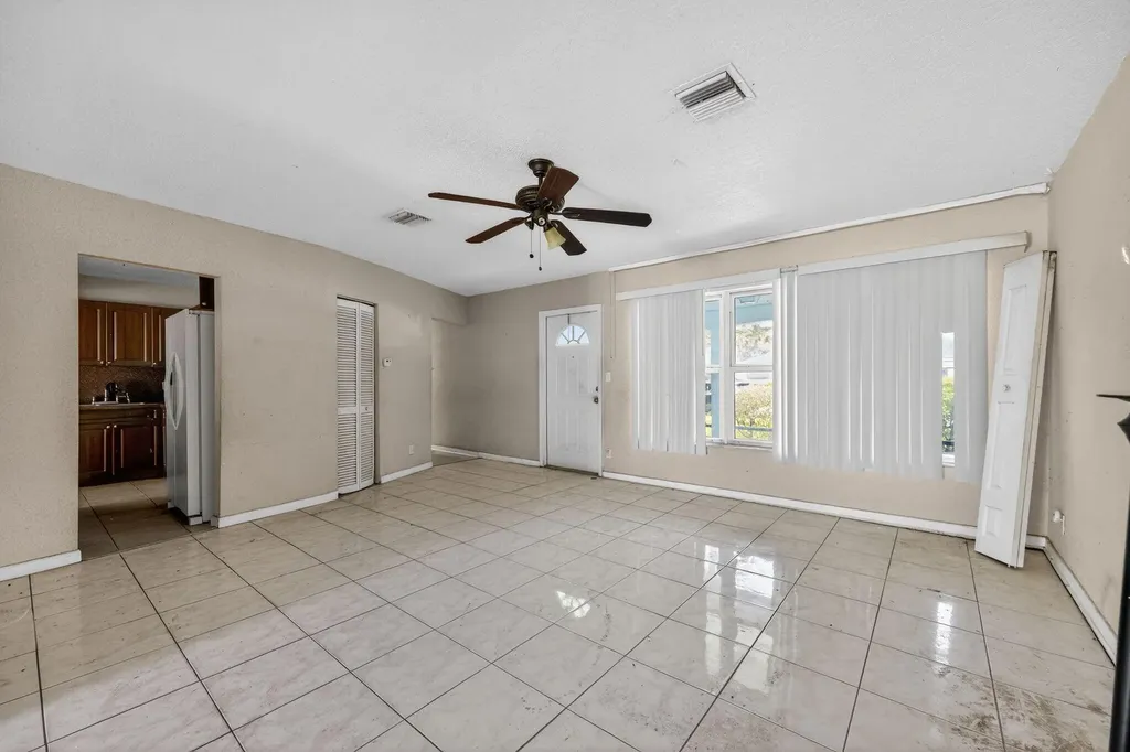 1307 NW 15th Place Fort Lauderdale FL 33311