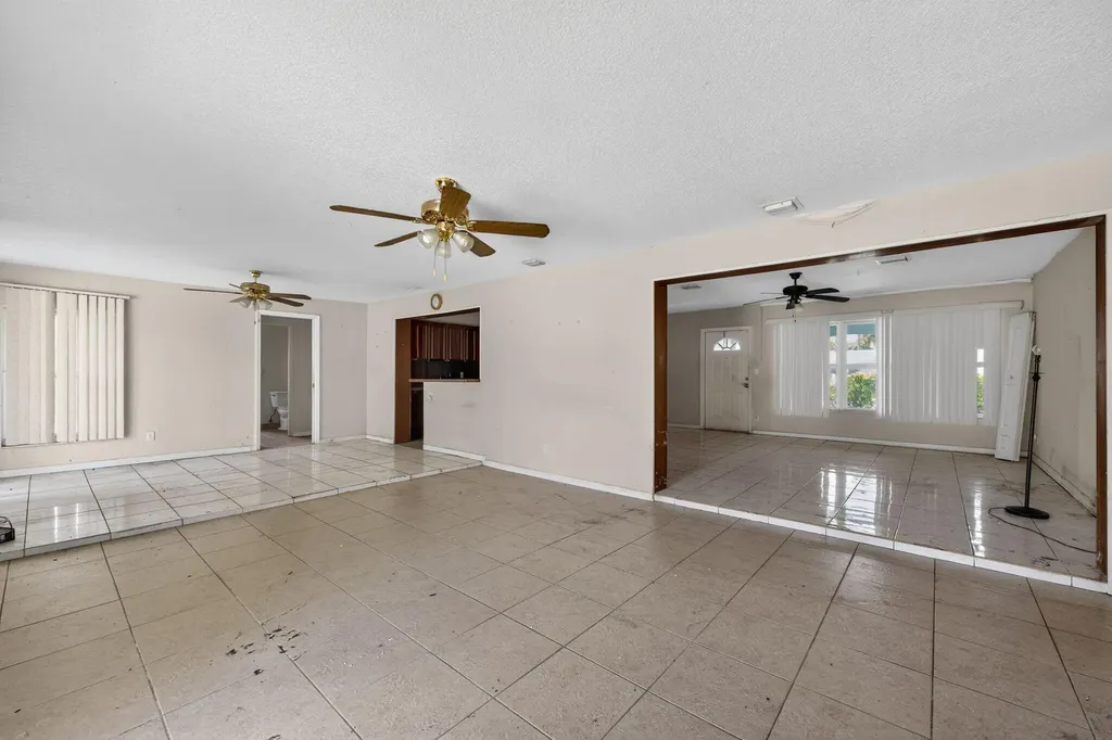 1307 NW 15th Place Fort Lauderdale FL 33311