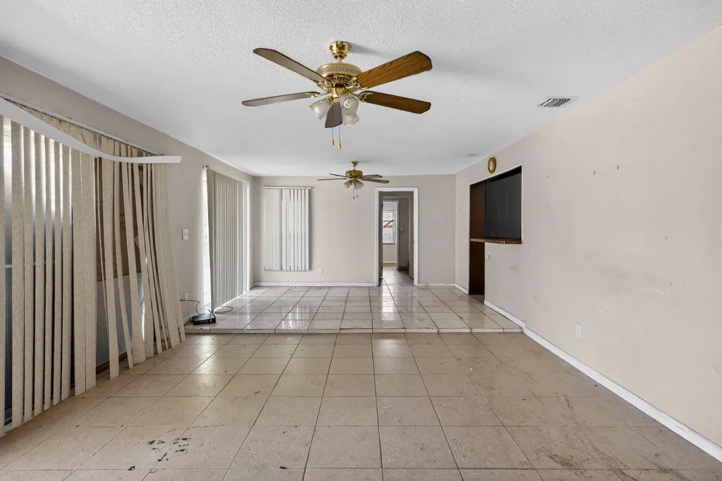 1307 NW 15th Place Fort Lauderdale FL 33311