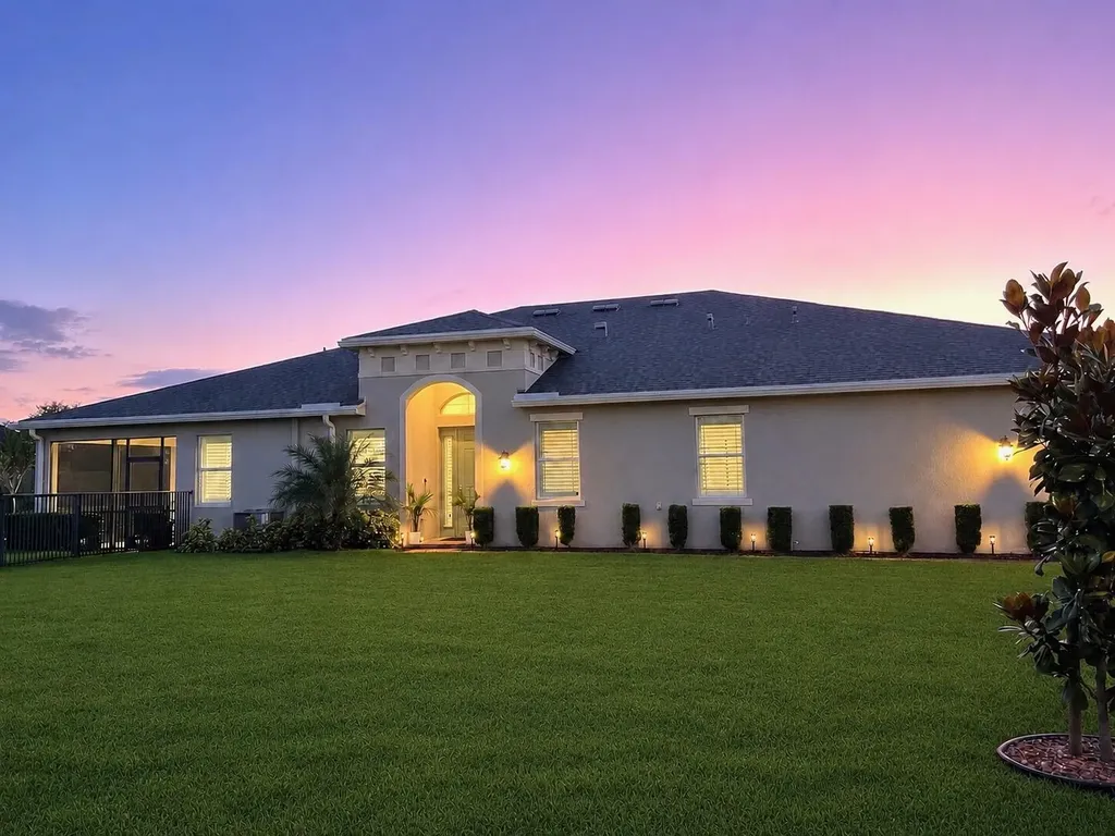 12773 SW Lake Fern Circle Port St Lucie FL 34987
