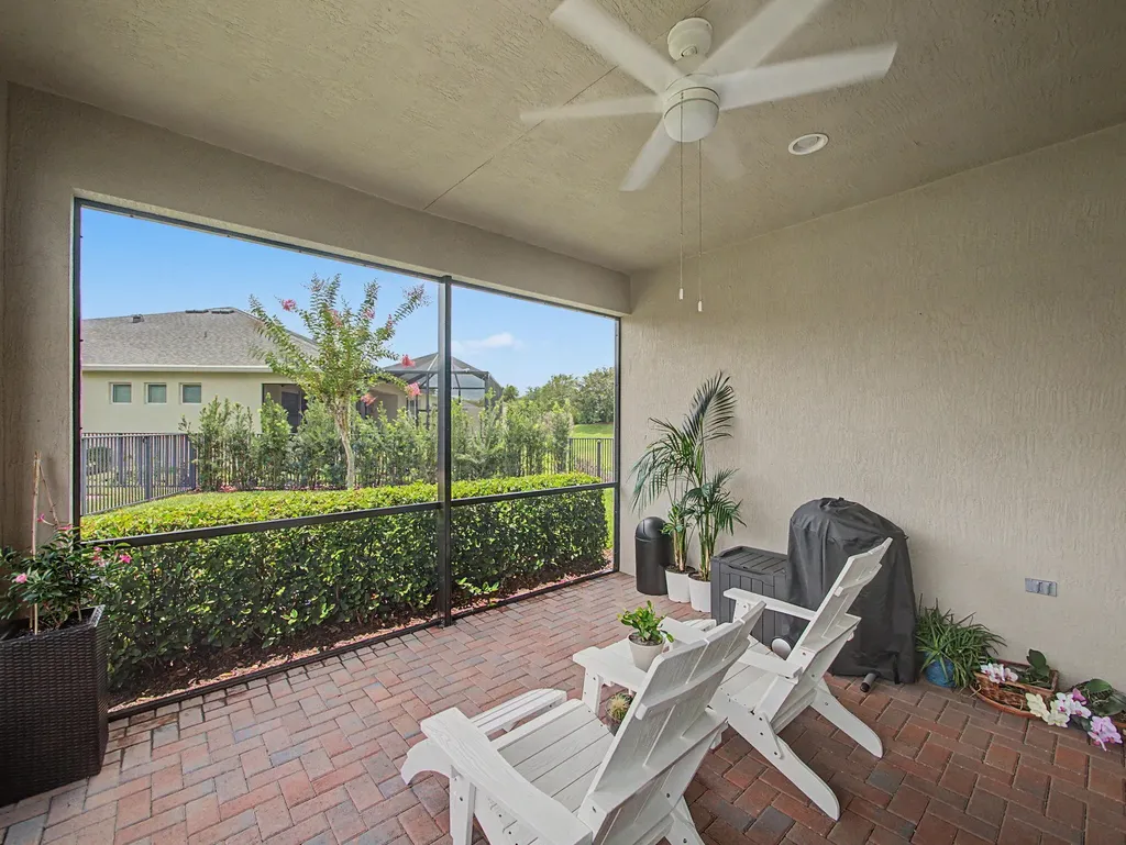 12773 SW Lake Fern Circle Port St Lucie FL 34987